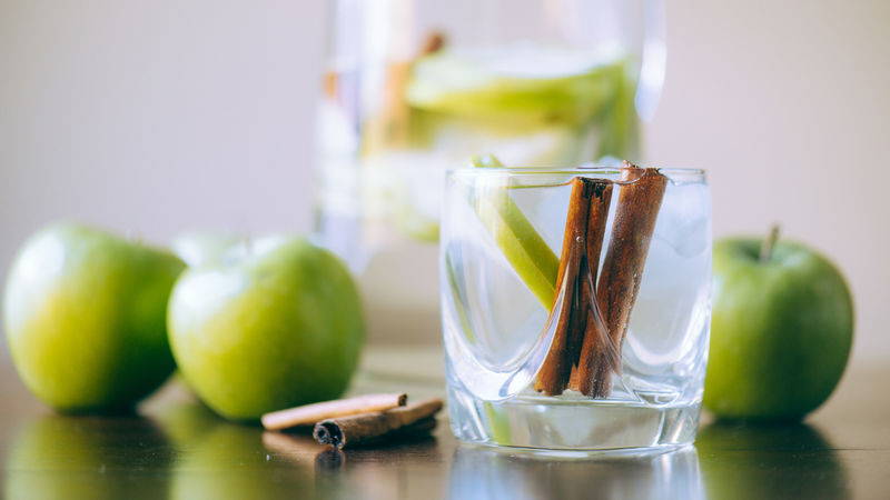 Health Benefits of Cinnamon Water